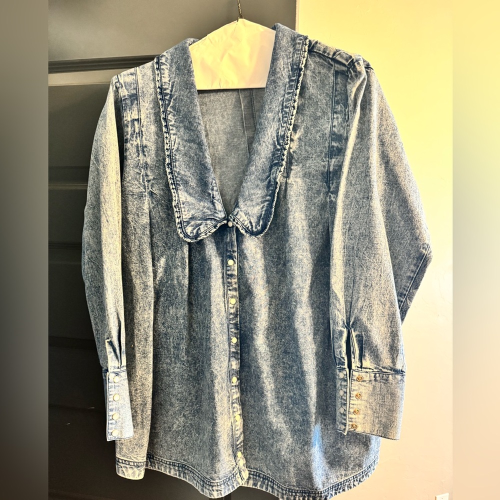 Washed Denim Button-Up Women's Tunic - Picture 2 of 2